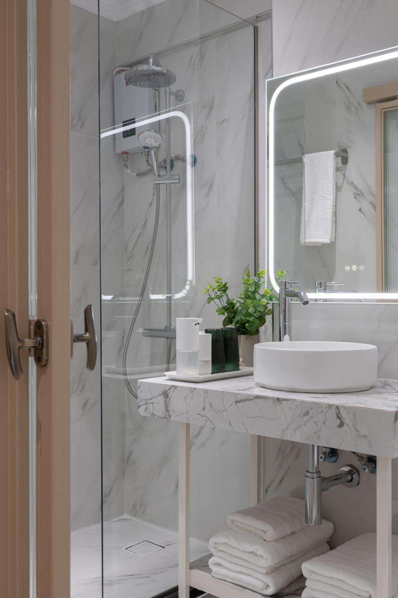 Apartment M18 Monastiraki Gems