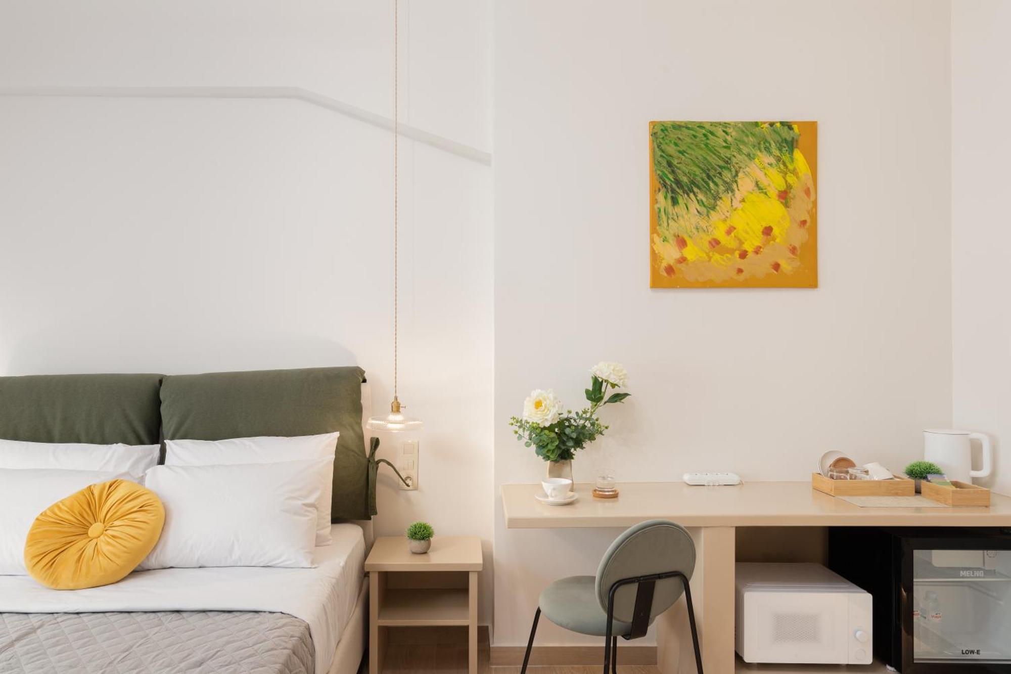 M18 Monastiraki Gems * Athènes